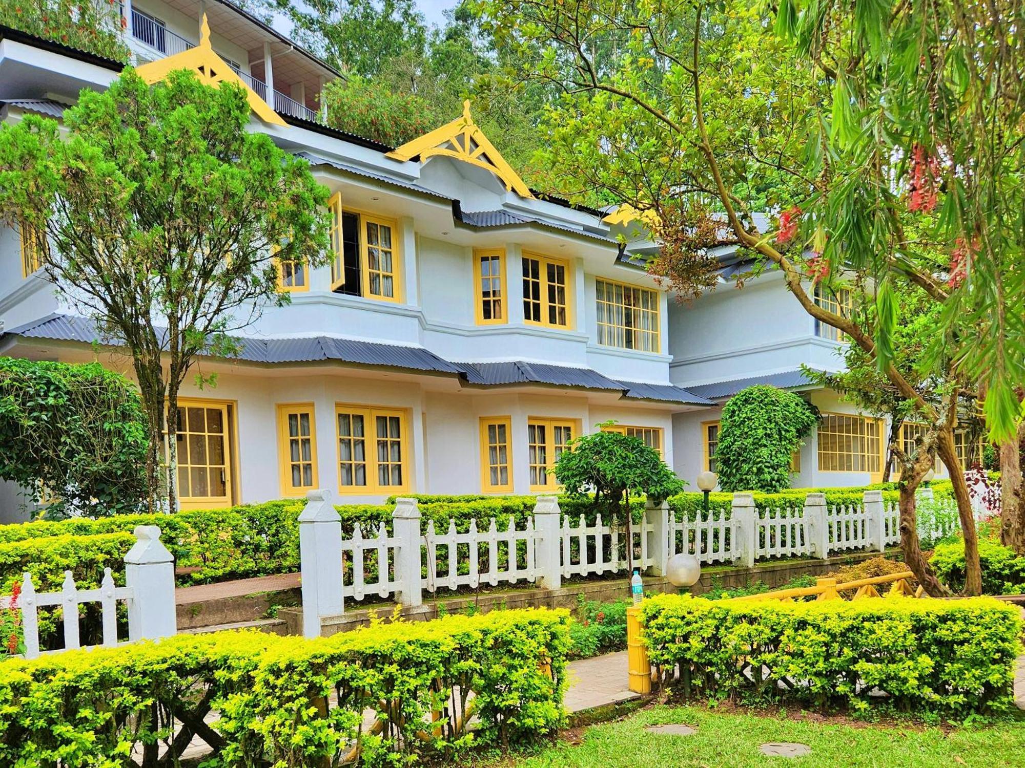 Eastend Munnar Luaran gambar