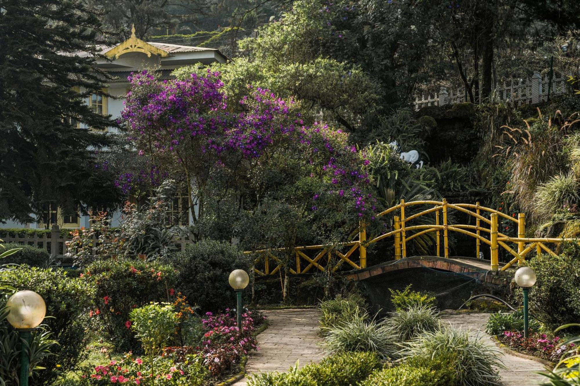 Eastend Munnar Luaran gambar